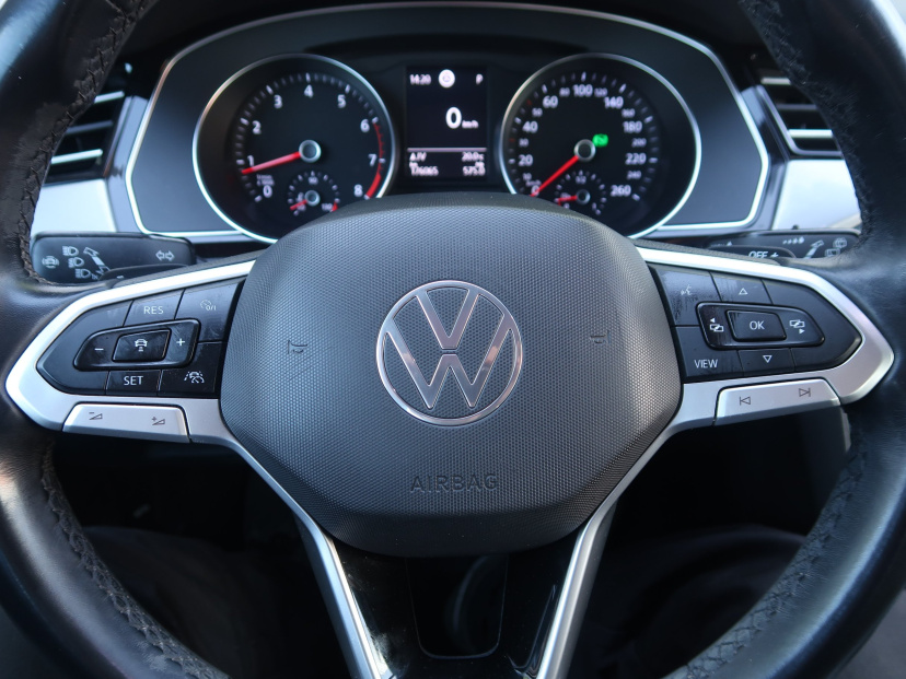 Volkswagen Passat, 2020