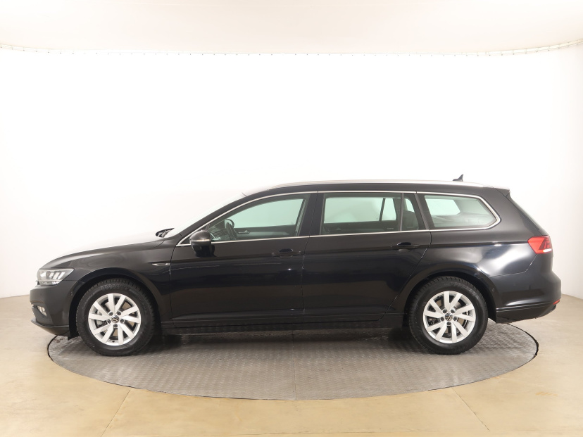 Volkswagen Passat, 2020