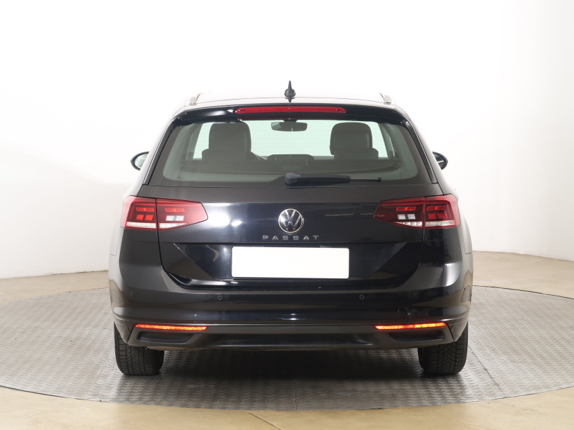 Volkswagen Passat, 2020