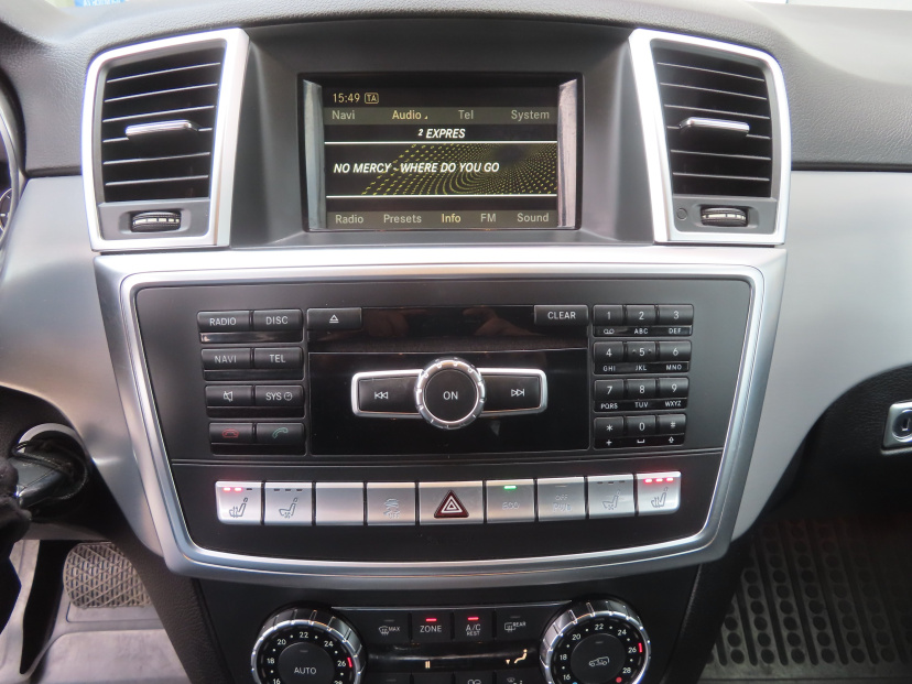 Mercedes-Benz ML, 2012
