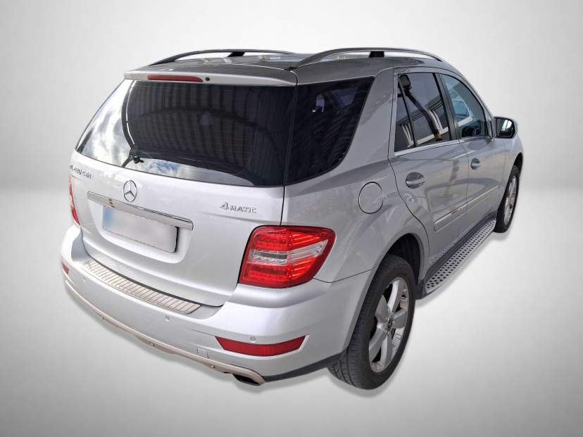 Mercedes-Benz ML, 2009