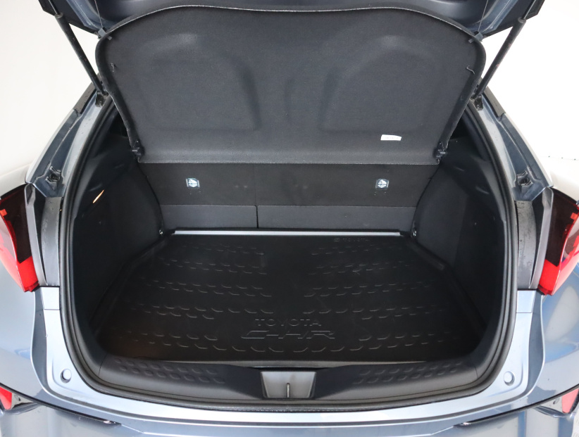 Toyota C-HR, 2022
