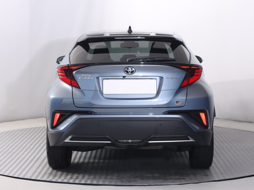 Toyota C-HR, 2022