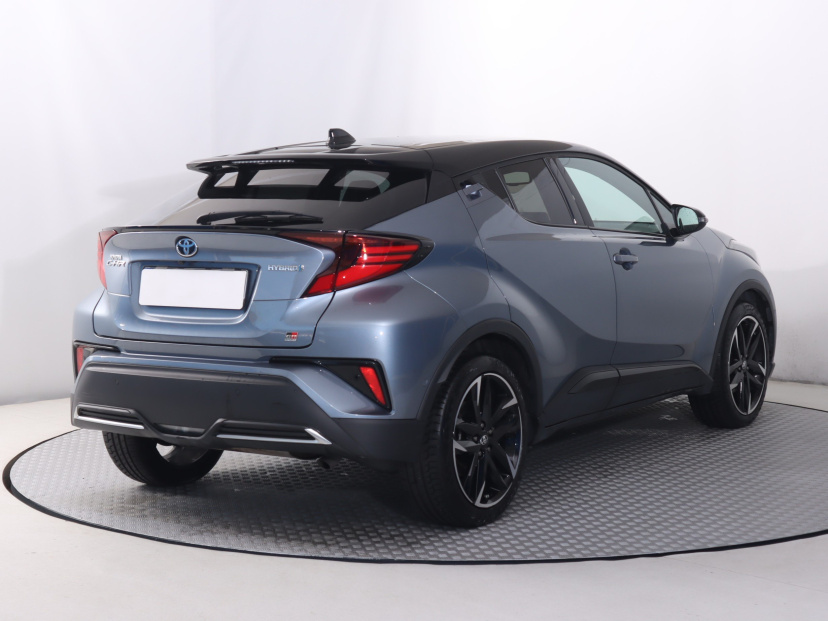 Toyota C-HR, 2022