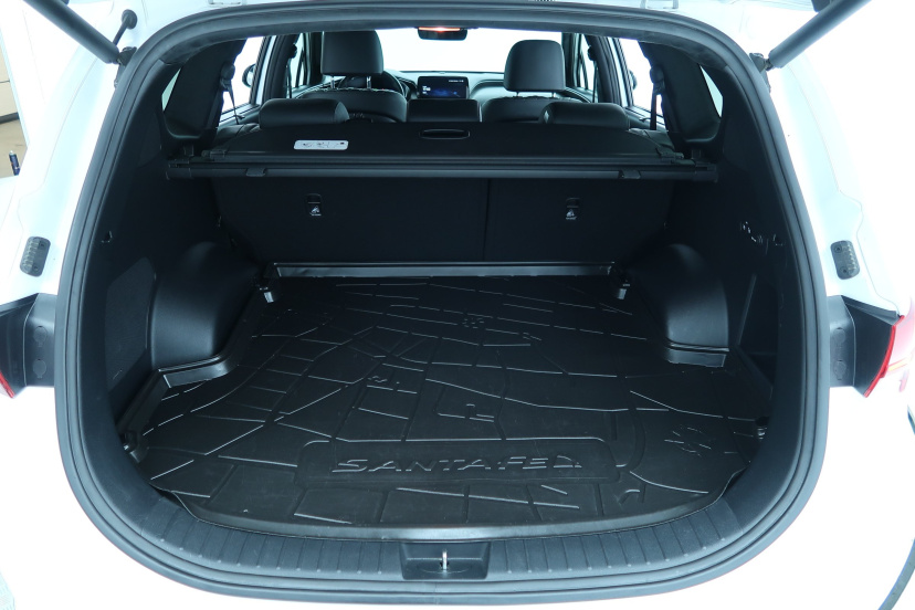Hyundai Santa Fe, 2023