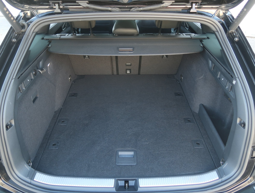 Volkswagen Passat, 2025