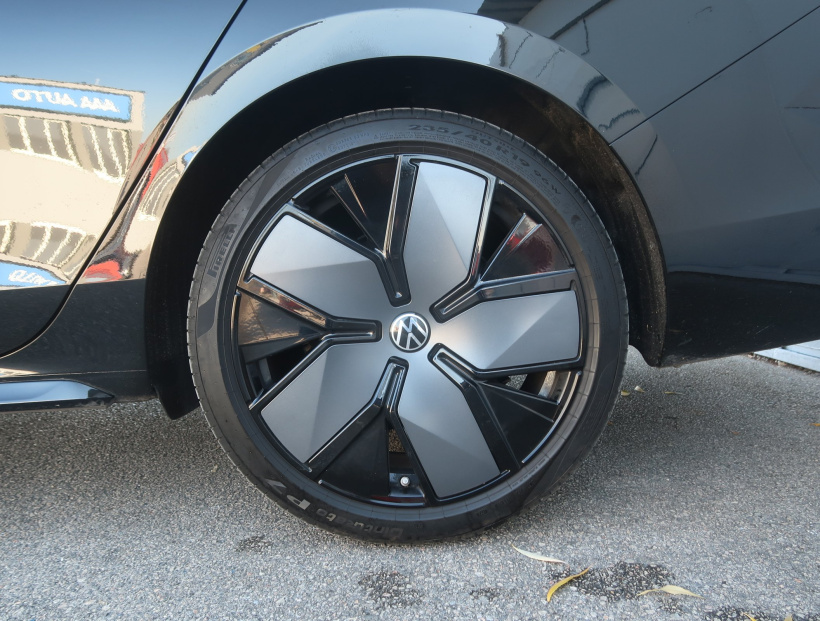 Volkswagen Passat, 2025