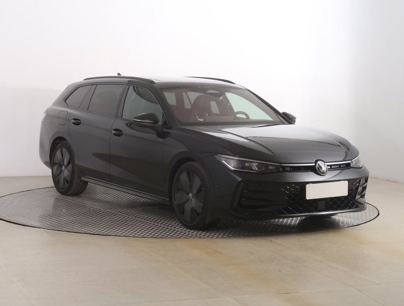 Volkswagen Passat, 2025