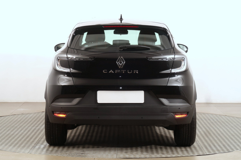 Renault Captur, 2025