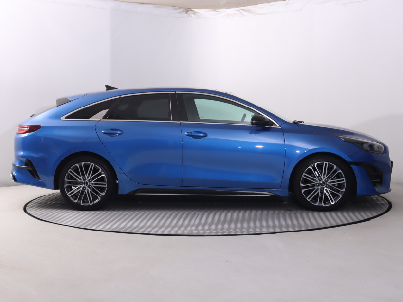 Kia ProCeed, 2023