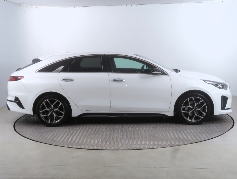 Kia ProCeed, 2019 – foto 10