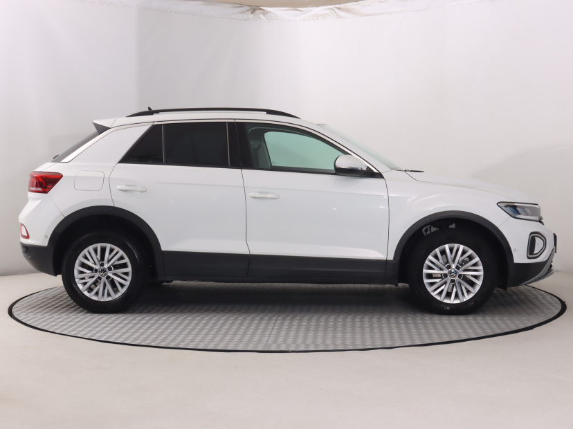 Volkswagen T-Roc, 2023 – foto 10