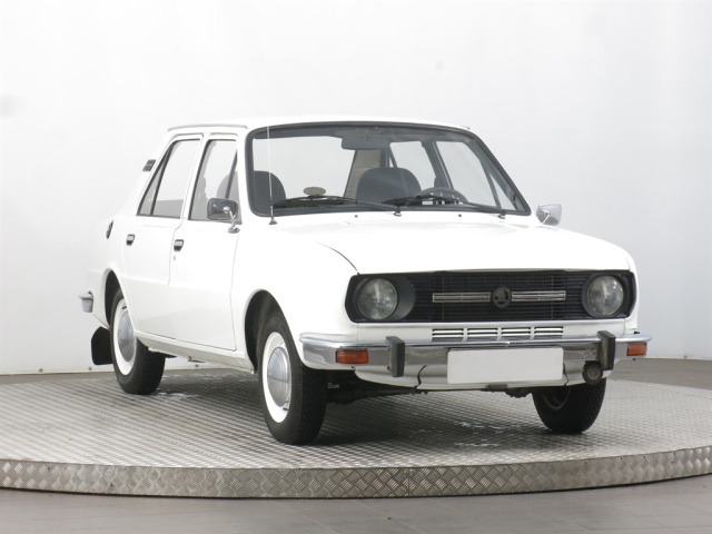 Škoda 105 1981