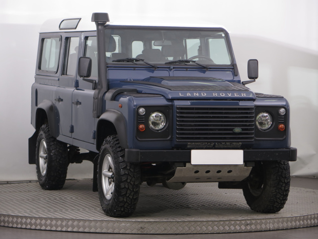 Land Rover Defender 2012