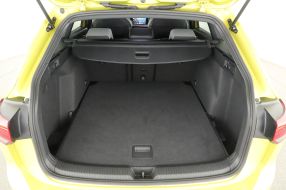 Volkswagen Golf - 2024