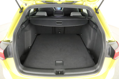 Volkswagen Golf - 2024