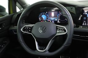 Volkswagen Golf - 2024