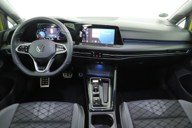 Volkswagen Golf - 2024
