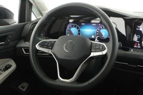 Volkswagen Golf - 2023