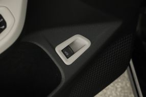 Volkswagen Golf - 2023