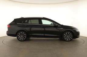 Volkswagen Golf - 2023