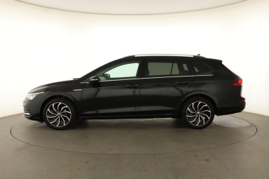 Volkswagen Golf - 2024