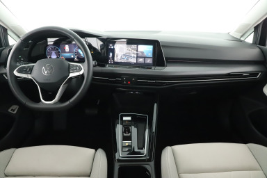 Volkswagen Golf - 2024