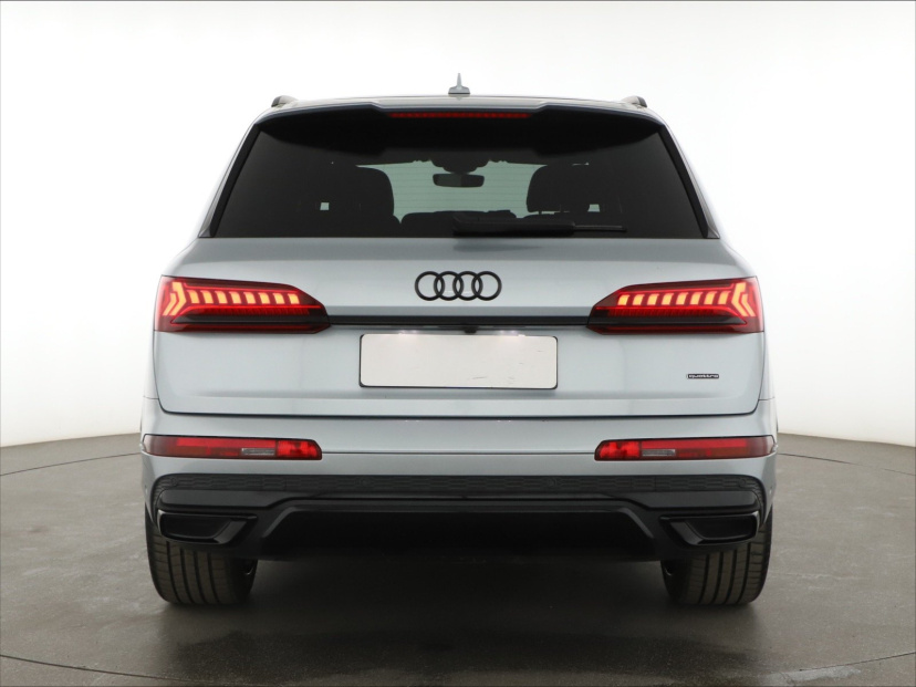 Audi Q7, 2023