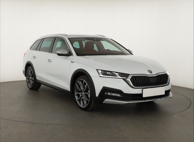 Skoda Octavia Scout 2023