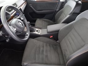 Škoda Superb - 2023