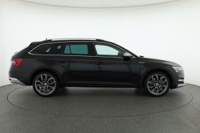 Škoda Superb - 2023