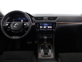 Škoda Superb - 2023