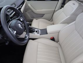 Škoda Superb - 2023