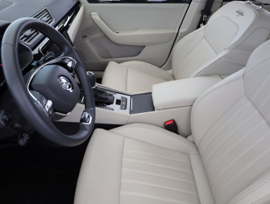 Škoda Superb - 2023