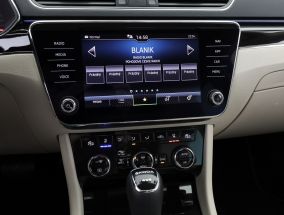 Škoda Superb - 2023