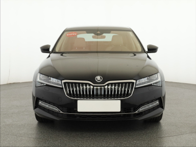 Škoda Superb - 2023