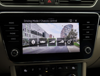 Škoda Superb - 2023