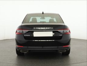 Škoda Superb - 2023