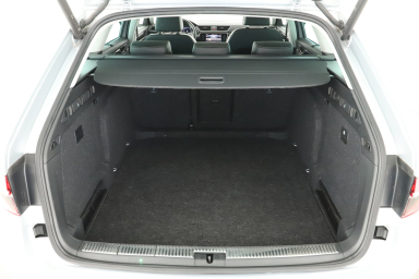 Škoda Superb - 2023