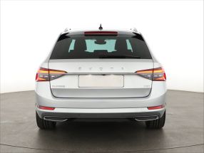 Škoda Superb - 2023