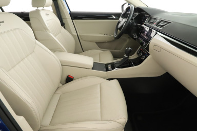 Škoda Superb - 2023