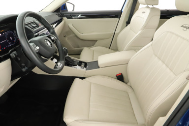 Škoda Superb - 2023