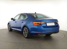 Skoda Superb - 2023