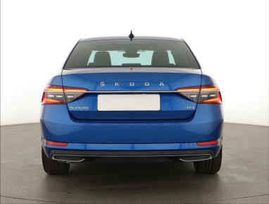 Škoda Superb - 2023