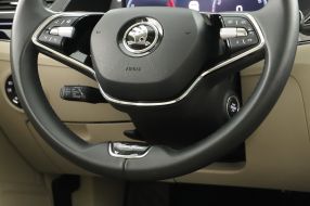 Škoda Superb - 2023