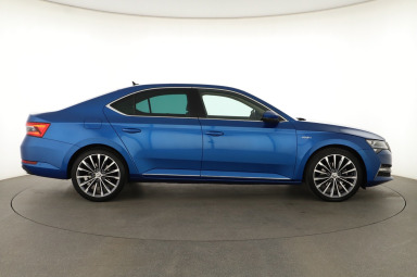 Škoda Superb - 2023
