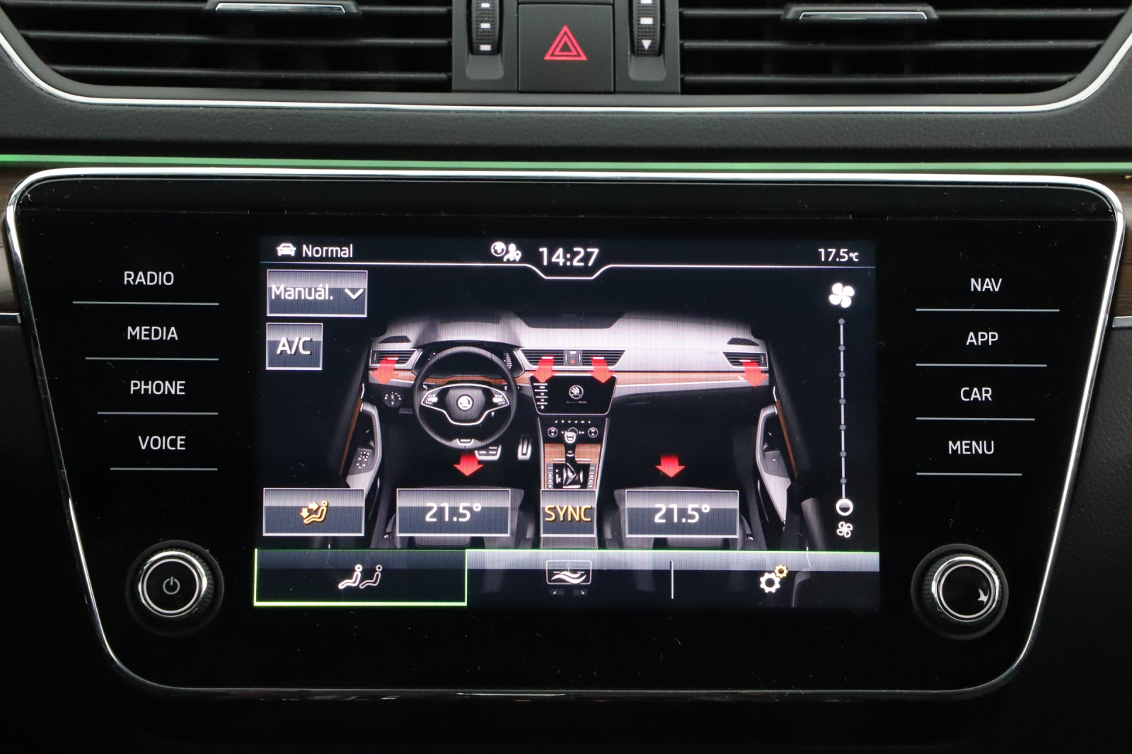 Škoda Superb - 2023
