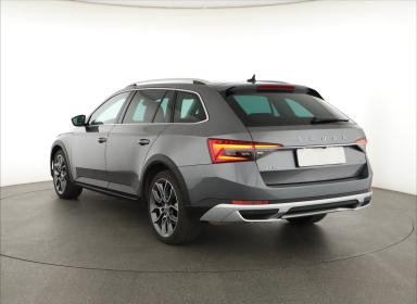 Škoda Superb - 2023