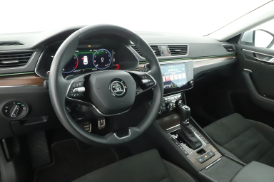 Škoda Superb - 2023