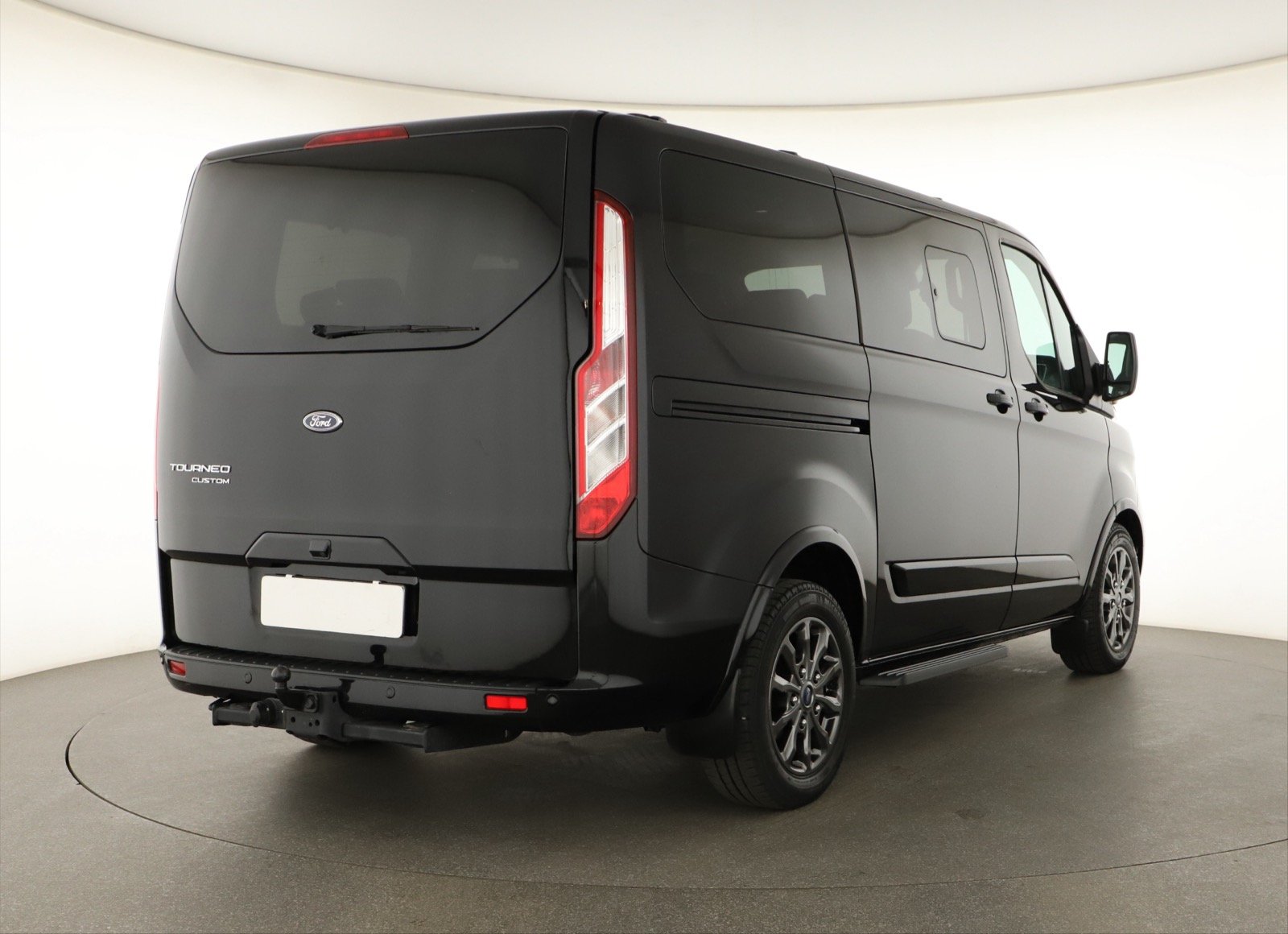 Ford Tourneo Custom - 2023